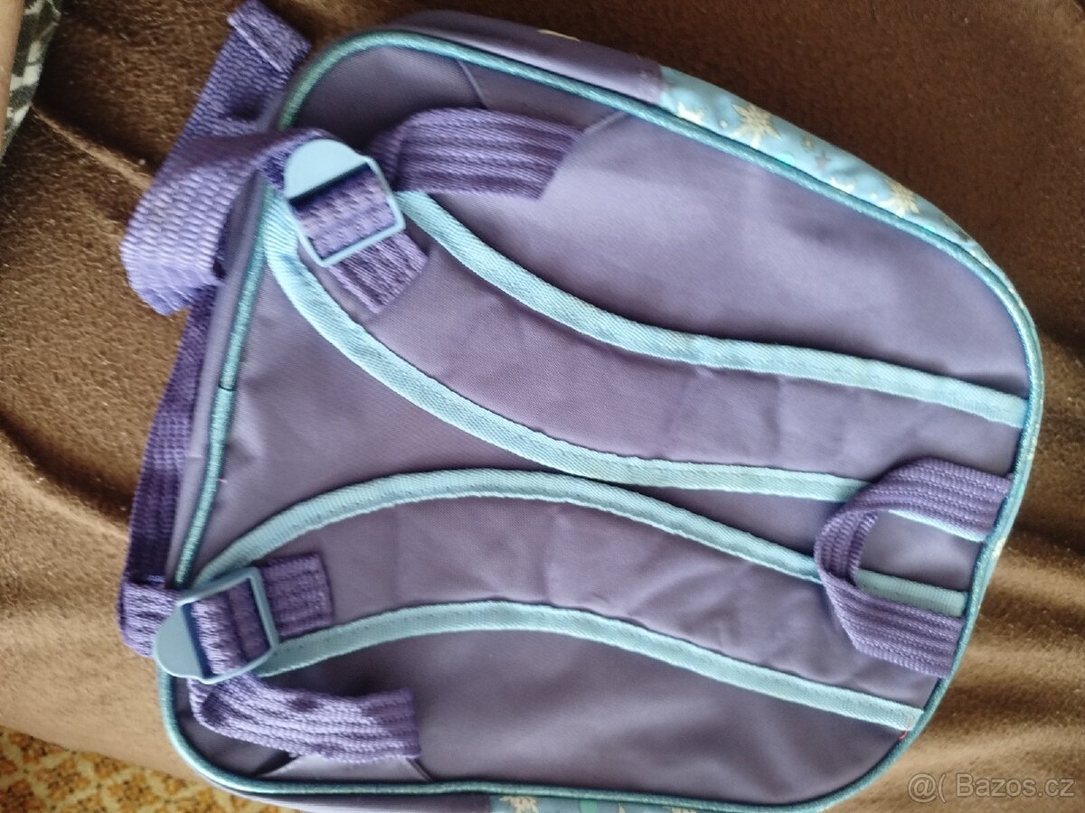 Batůžek Disney - 3