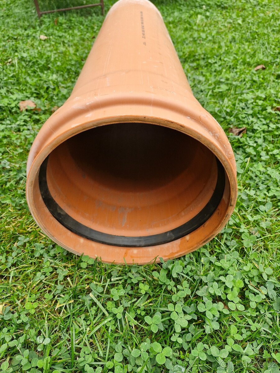 KG trubka DN250 1m - 3
