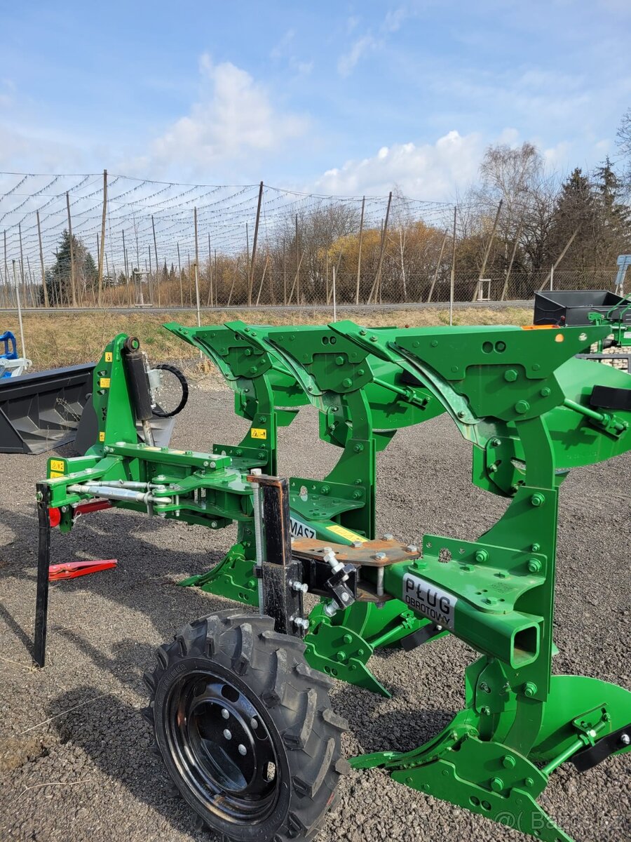 Pluh obracák 3 radličný EuroMasz - 3