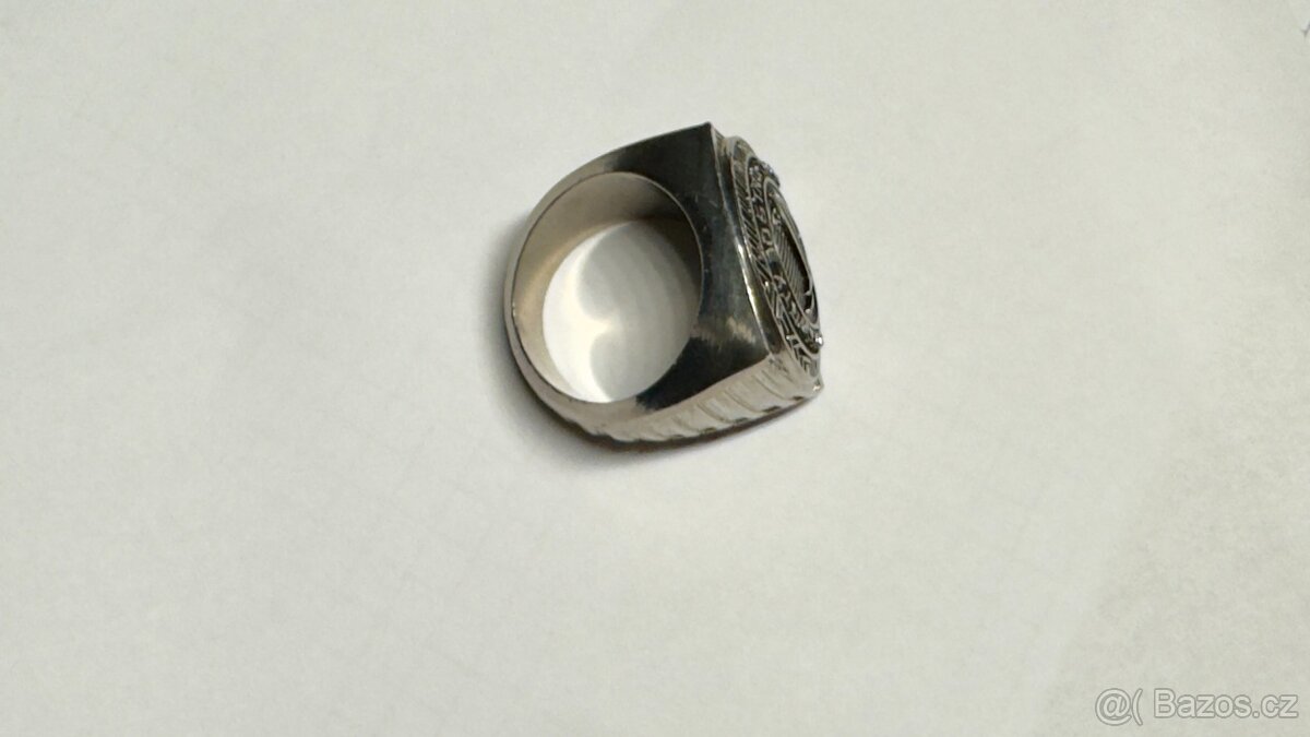 Prsten pro herní nadšence ASUS RTX 30 STRIX White Edition - 3