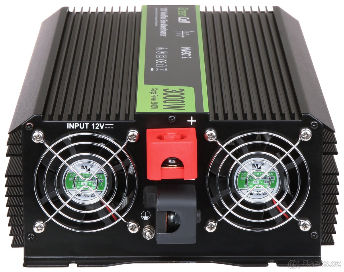 Měnič z 12V na 230V Green Cell 3000/6000W - 3