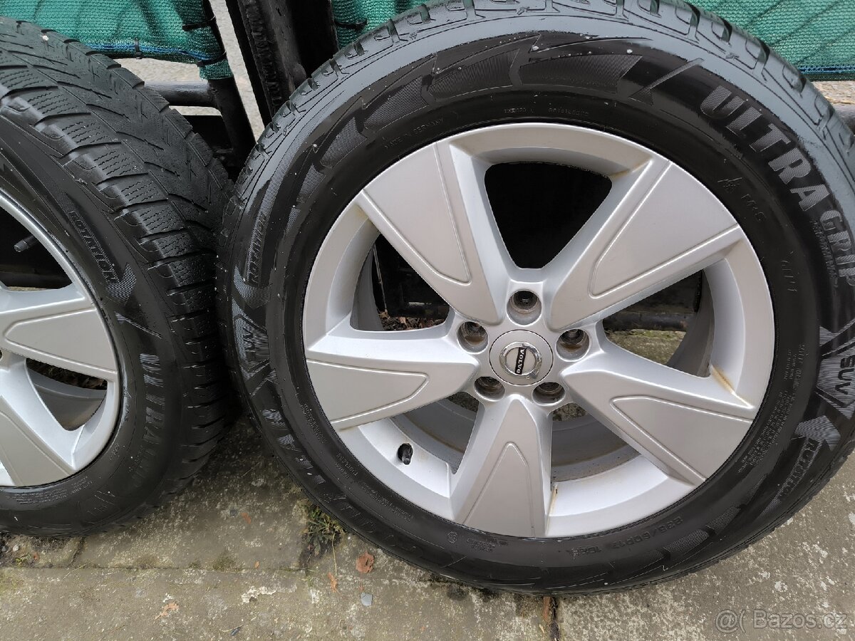 Alu kola Volvo XC40 5x108 r17 Originál,pneu zimní 235/60 - 3