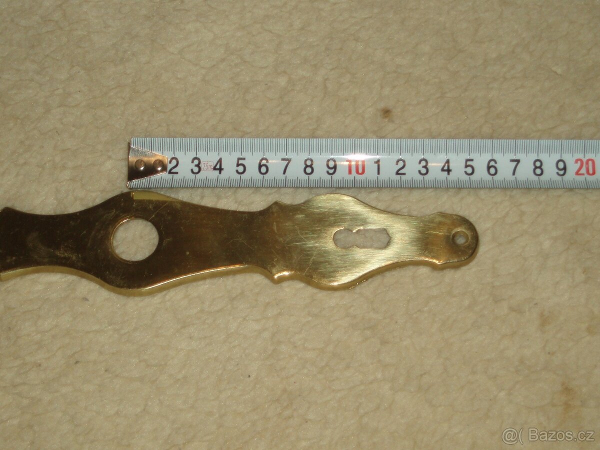 Mosazné kování a kliky 9 kusů - viz foto - 3