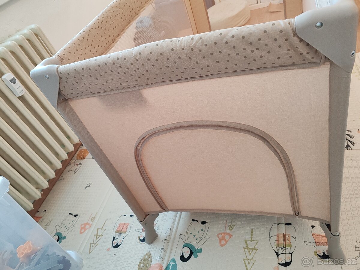 Cestovní postýlka Kinderkraft Joy 2 s příslušenstvím - 3