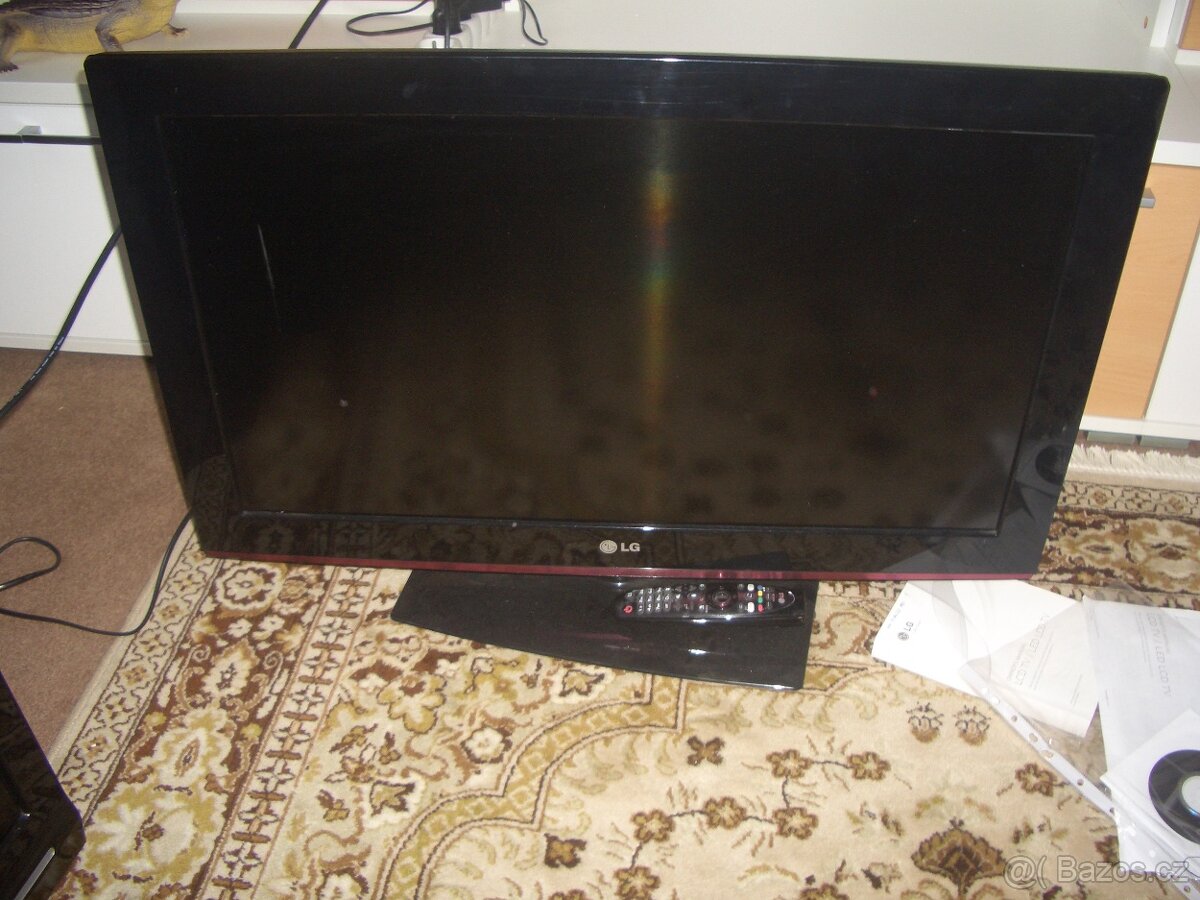 3 ks funkční TV 32´ - 3