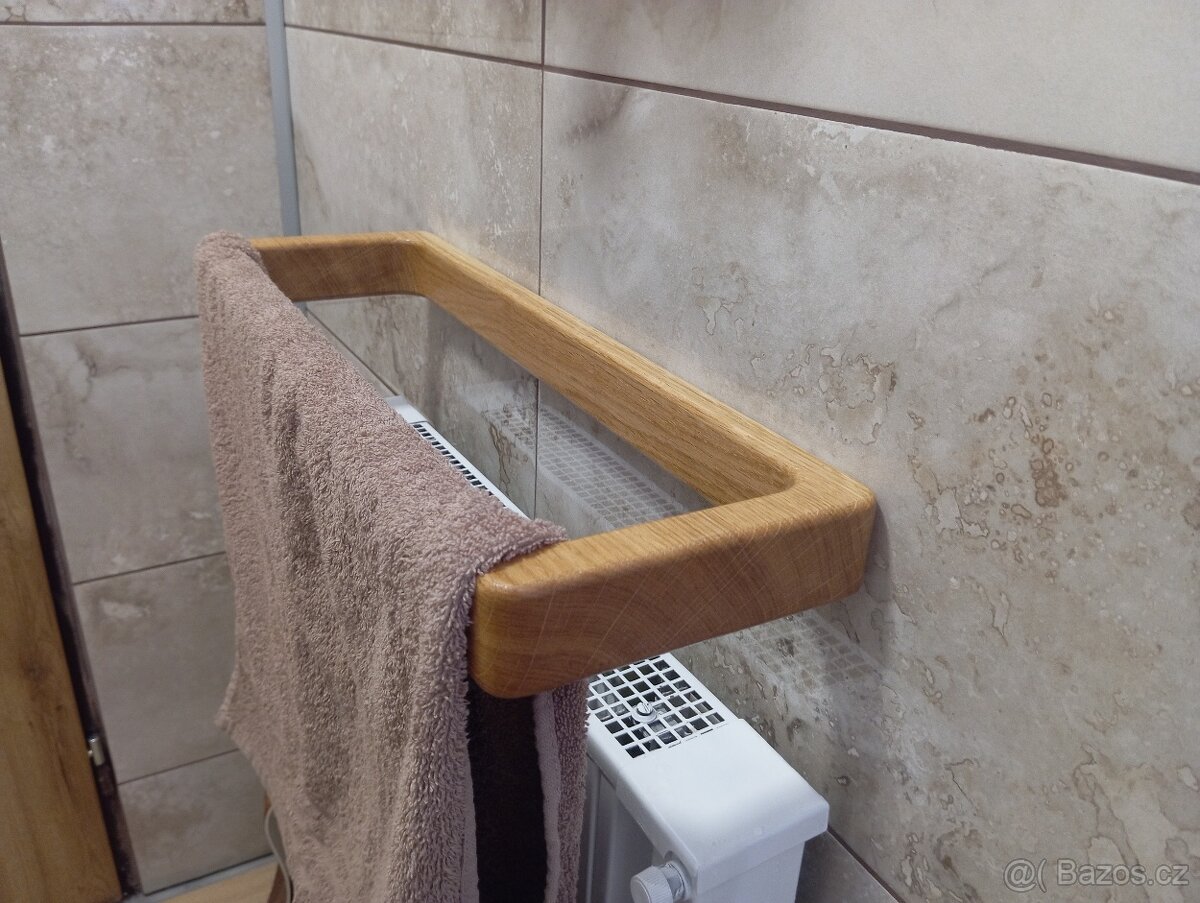 Věšák na ručníky - dub 45mm - 3