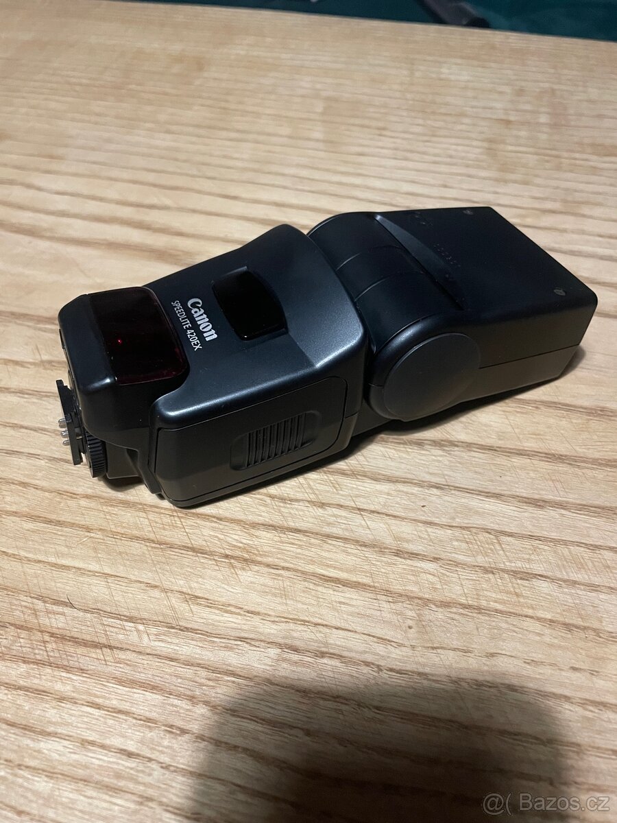 Canon Speedlite 420EXodpalovače Canon Speedlite ST-E2. - 3