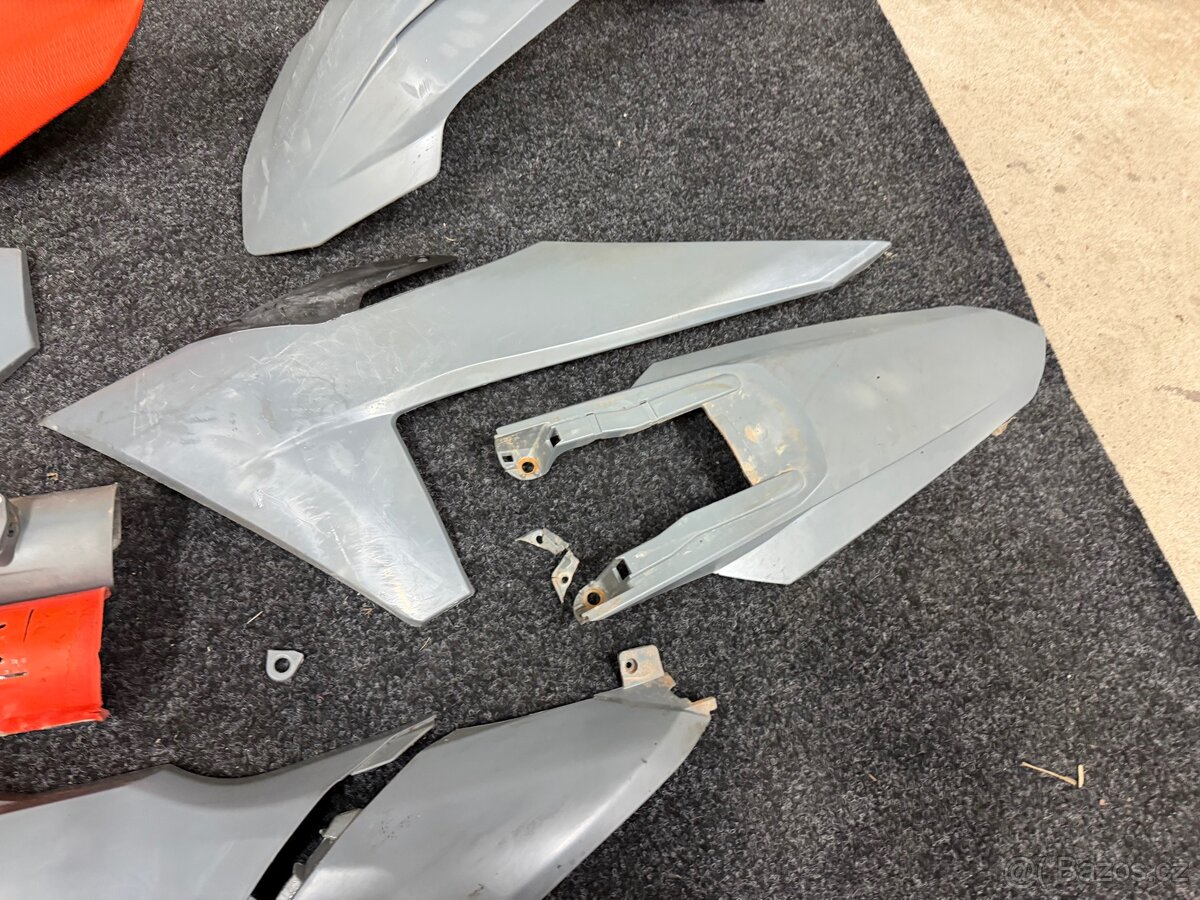 Sada plastů+sedlo KTM SX SX-f 23-25 - 3