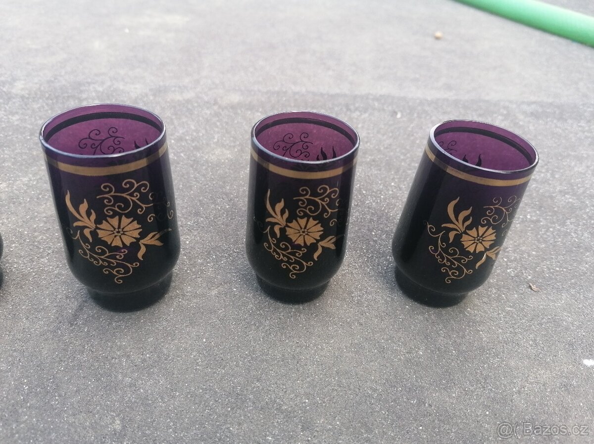 Predám sklenené štamprlíky 6ks - 3