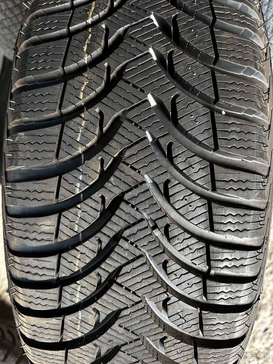 Mercedes C-Class, W205, 205/60/16 zimní sada - 3