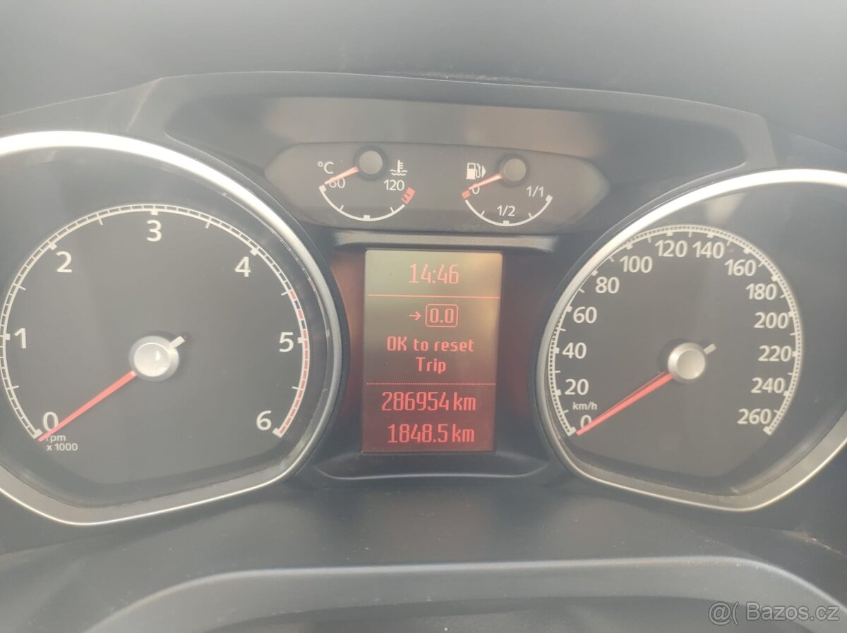 Ford Galaxy, Ghia, 7 míst - 3