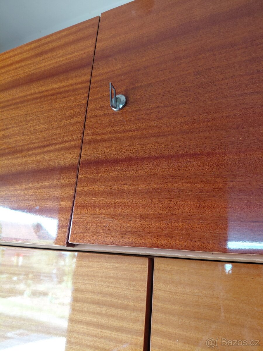 Šatní skříně - 3