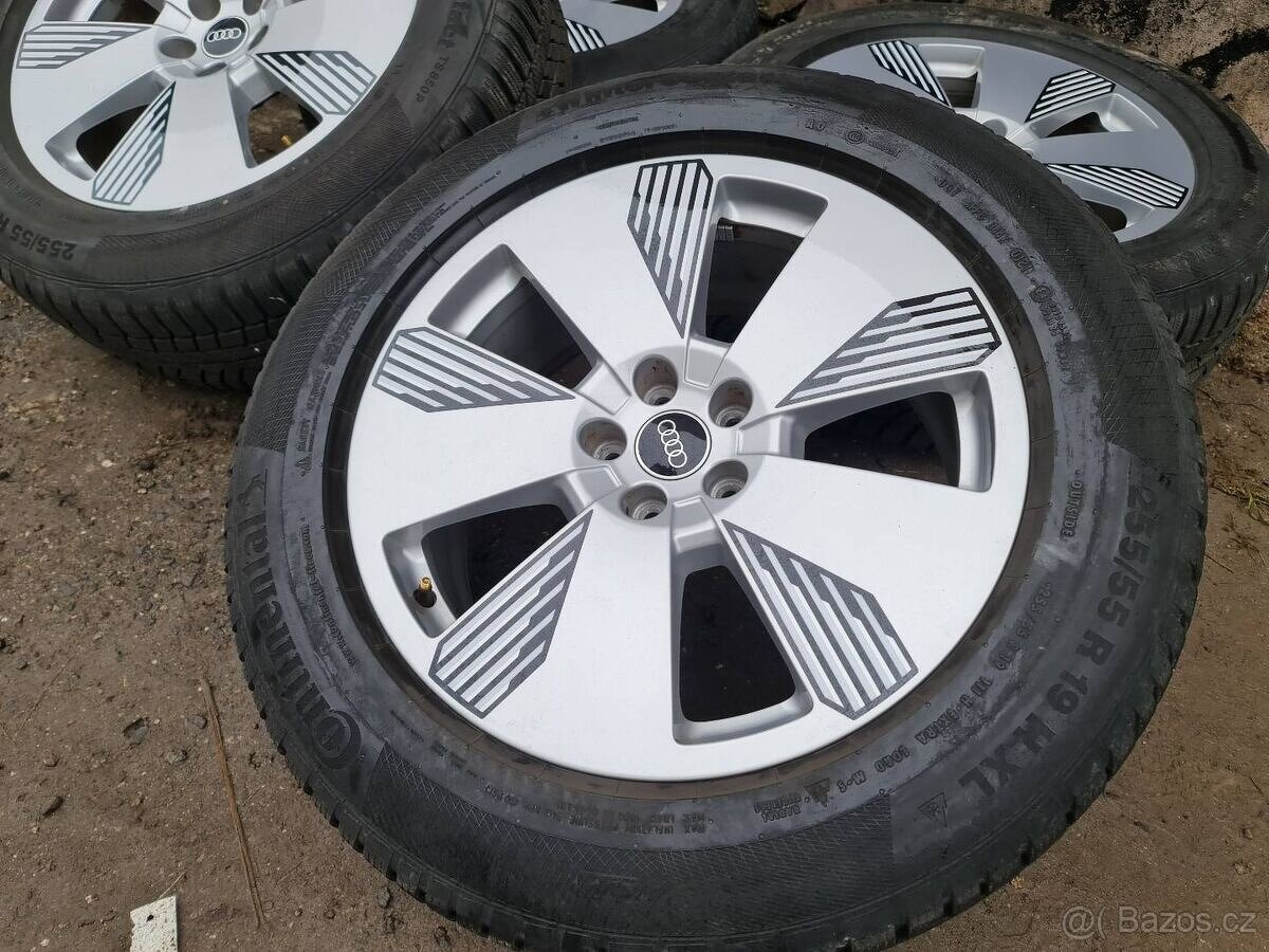zimní Alu originál Audi E-Tron Aero r19" 100% vzor - 3
