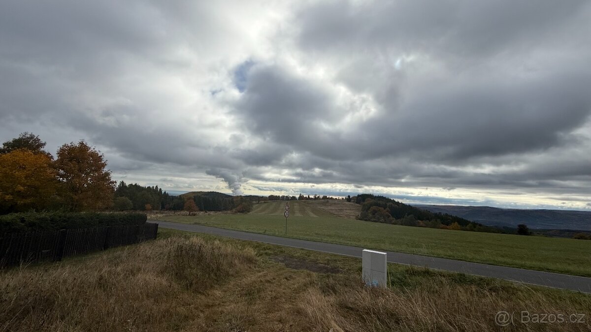 Prodám stavební pozemek 1100m2 Volyně u Výsluní - 3