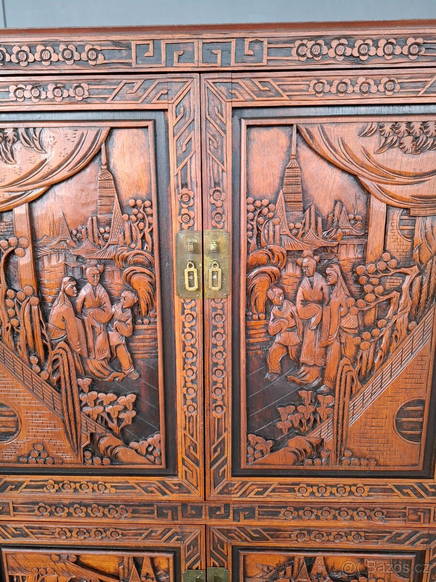 Starožitná masivní čínská komoda - 3