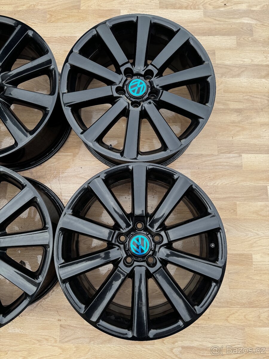 Alu kola, disky r18 5x112 VW Touran - 3