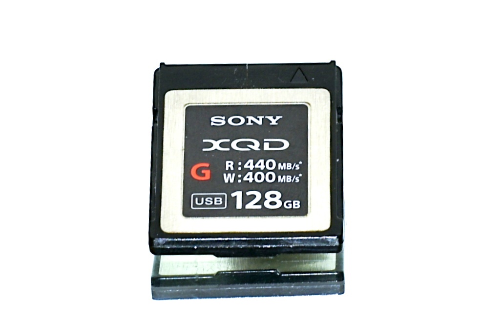 XQD 128GB Sony + čtečka USB - 3