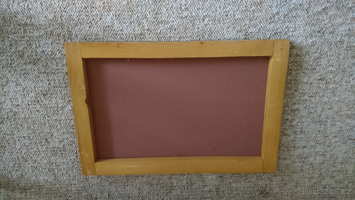 Zrcadlo v dřevěném rámu - 3