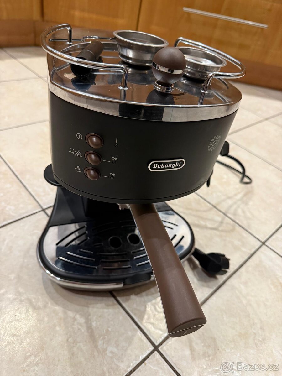 Kávovar DeLonghi - 3