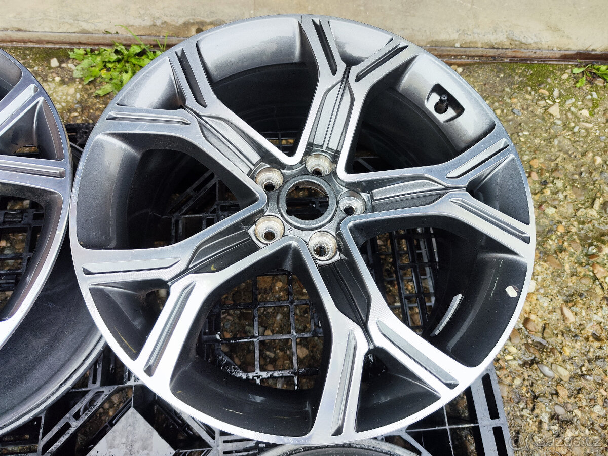 Alu sada =5x114,3= R19= KIA STINGER = DVOJROZMĚR - 3