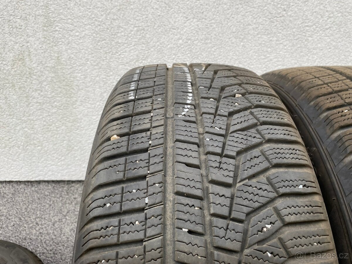 205/55R17 95V Hankook - 3