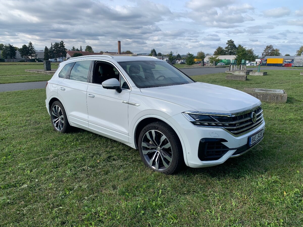 VW TOUAREG 4,0tdi R-line - 3