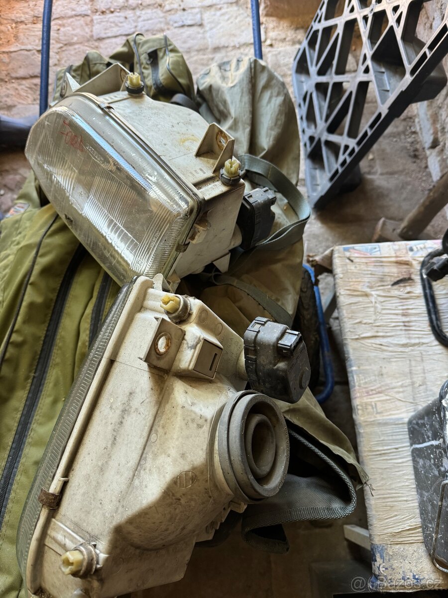 Ford Escort MK6 Světlomety - 3