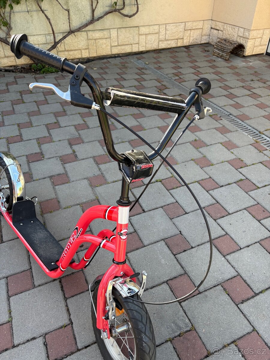 Koloběžka Rodes - 3