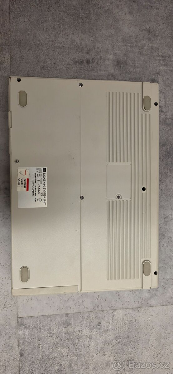 Toshiba T2200SX (1991) - 3