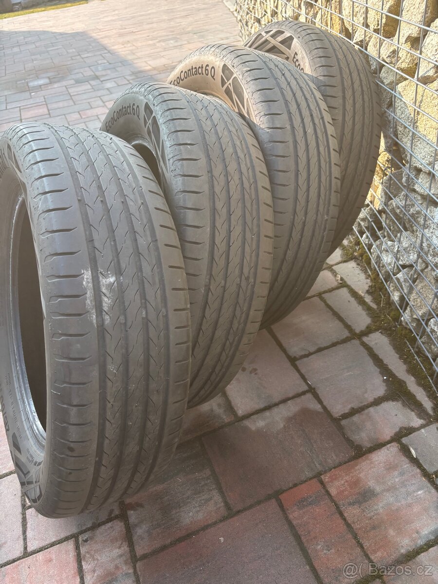 Continental EcoContact 215/60/18 - 3