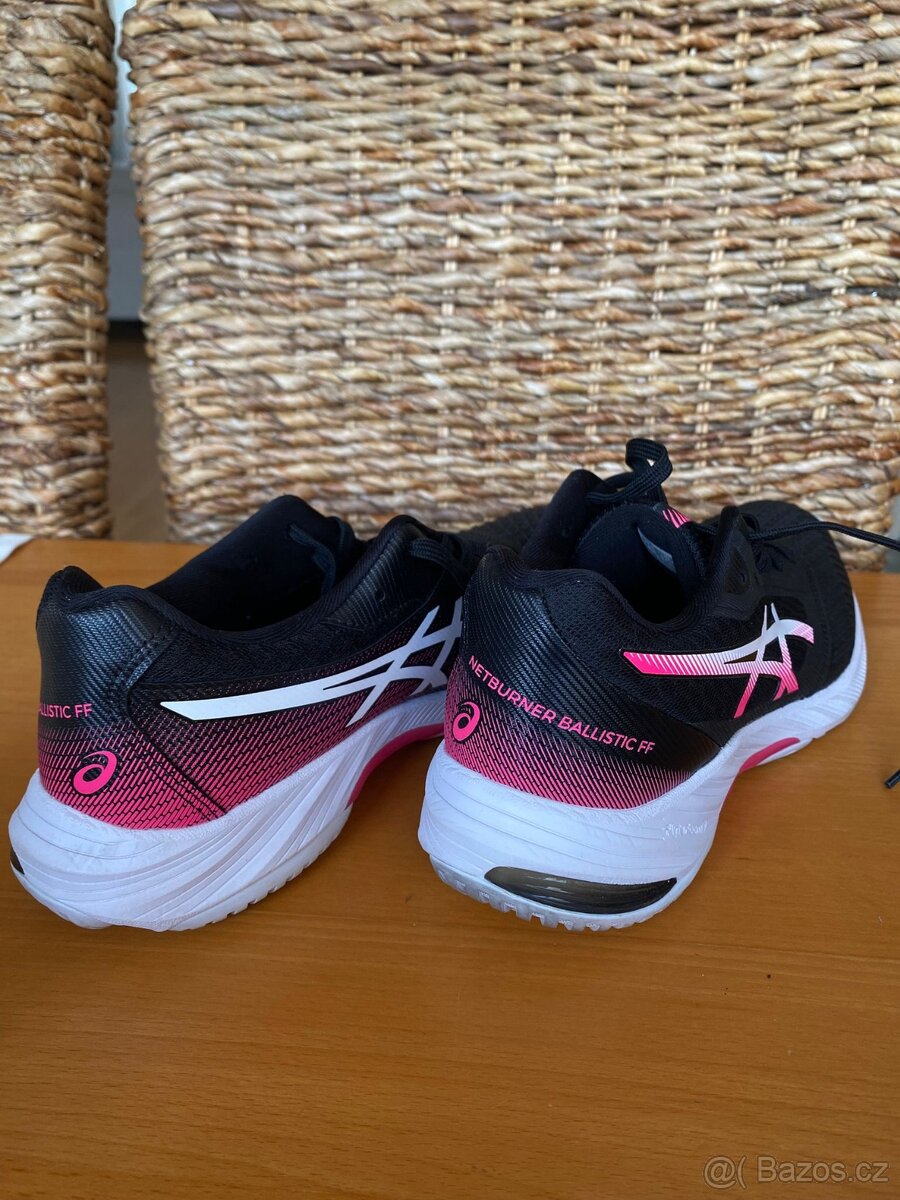 Dámské sálové boty ASICS 40,5 - 3