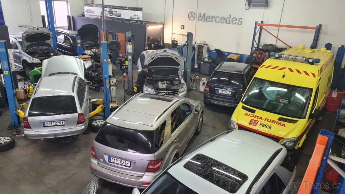 Originální přední maska Mercedes Benz ML W166 - 3
