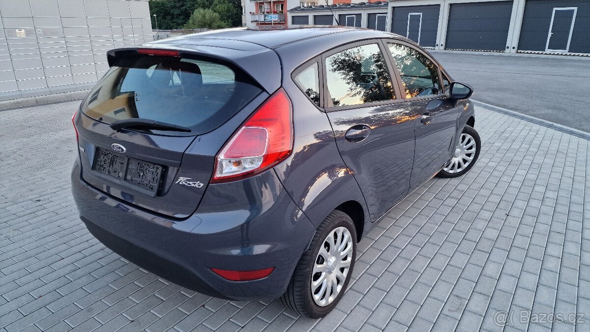 Ford Fiesta benzín r.v. 2014 - Vyjímečný stav - 3