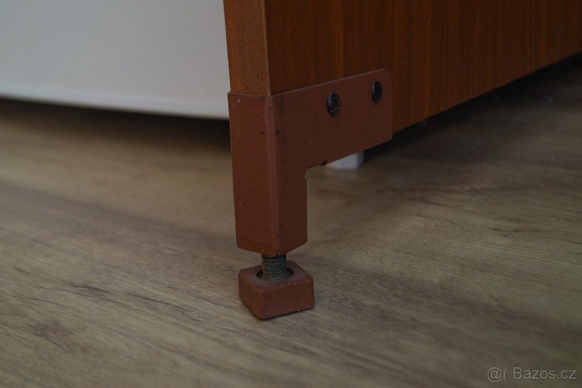 Kancelářský stoly - 3