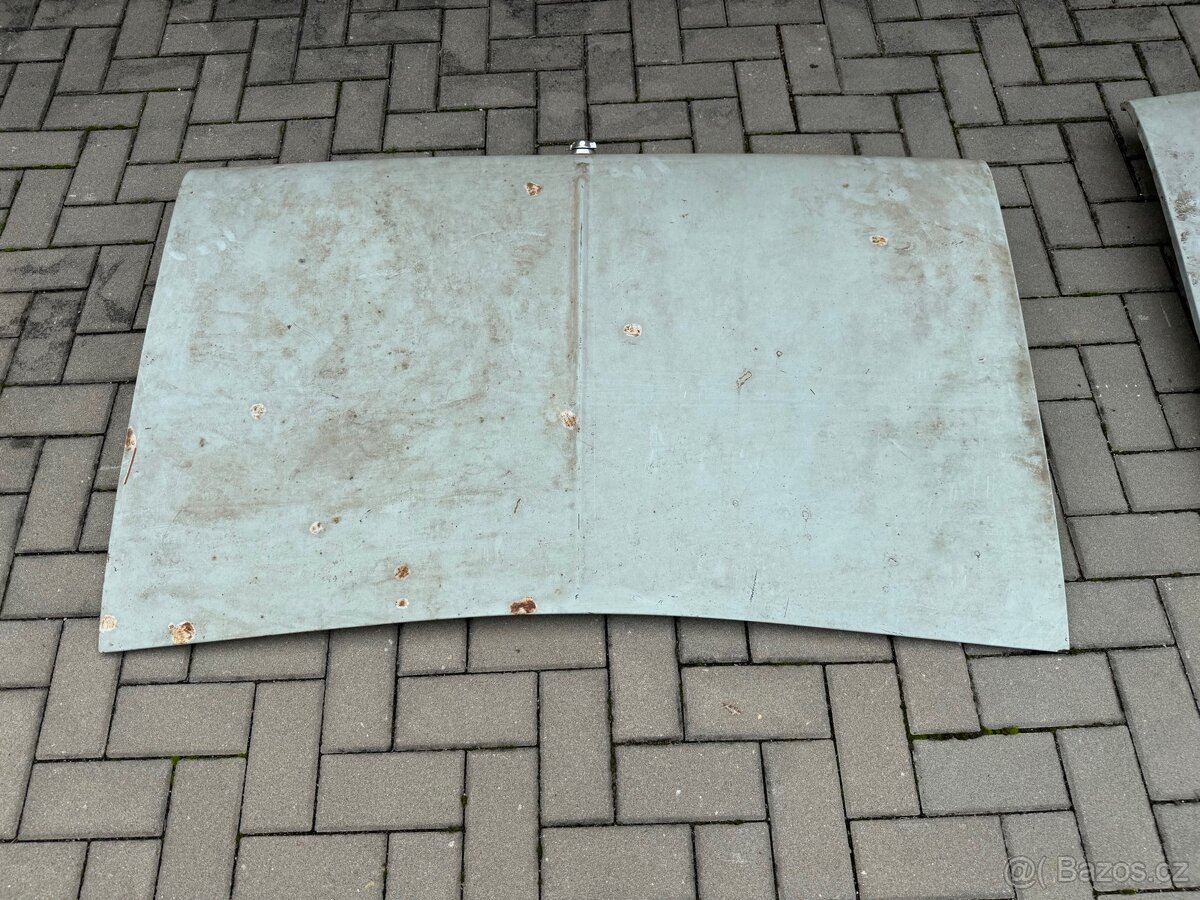 Volha Gaz 24 , přední kapota- zadní víko kufru - 3