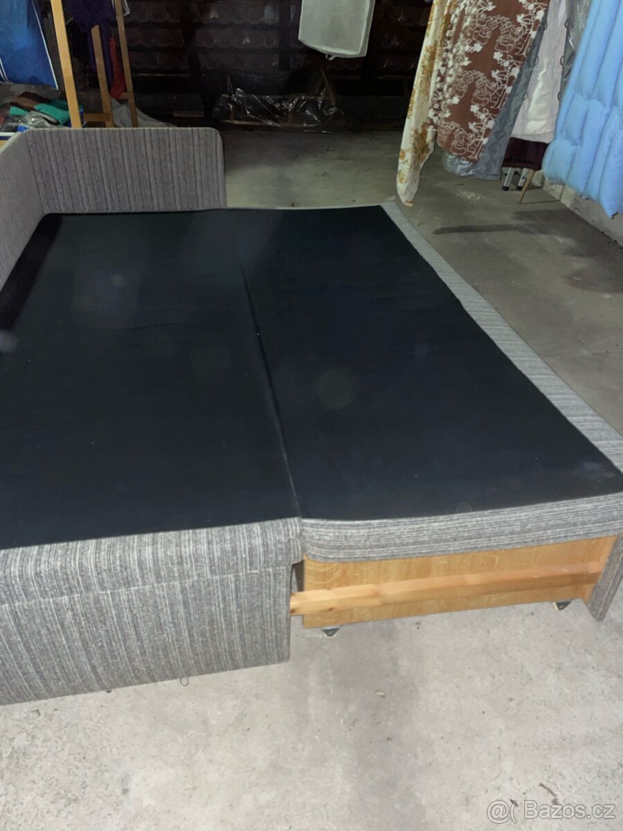 Pohovka rozkládací s úložným prostorem - 3