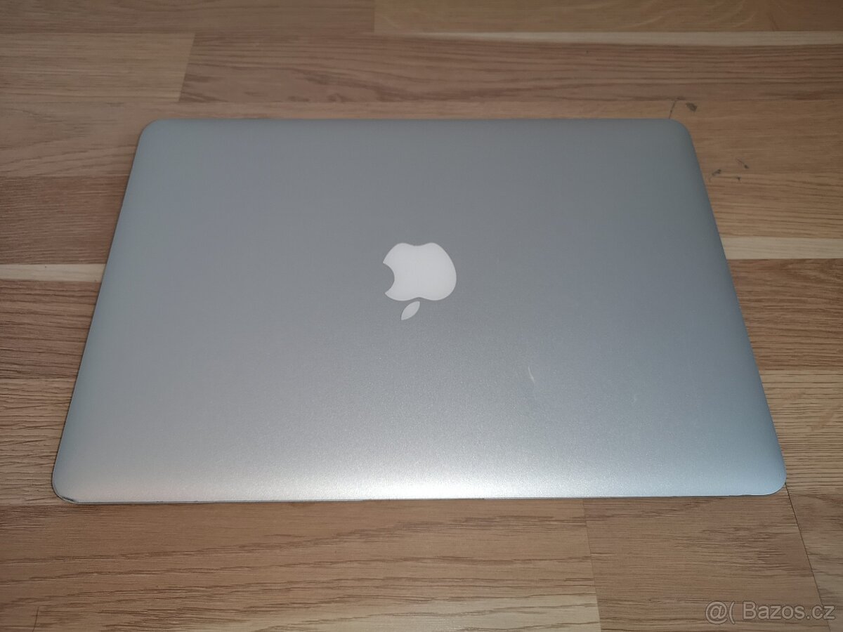 Apple Macbook Air Mid 2013 - 3