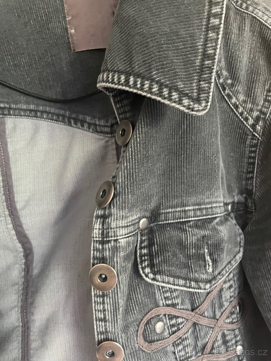 Dámská džínová bunda (36) - 3