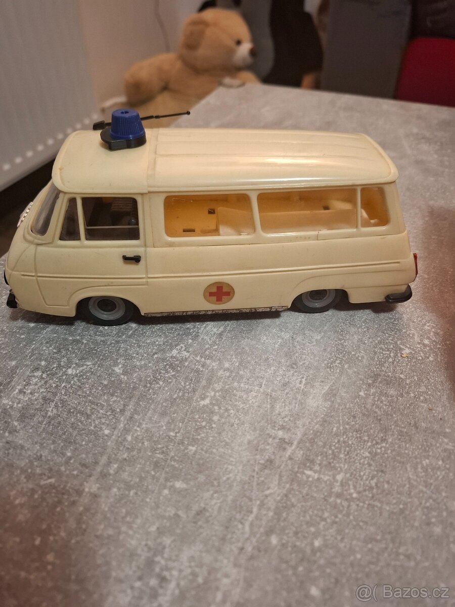 Škoda 1203,kaden,sanitka - 3