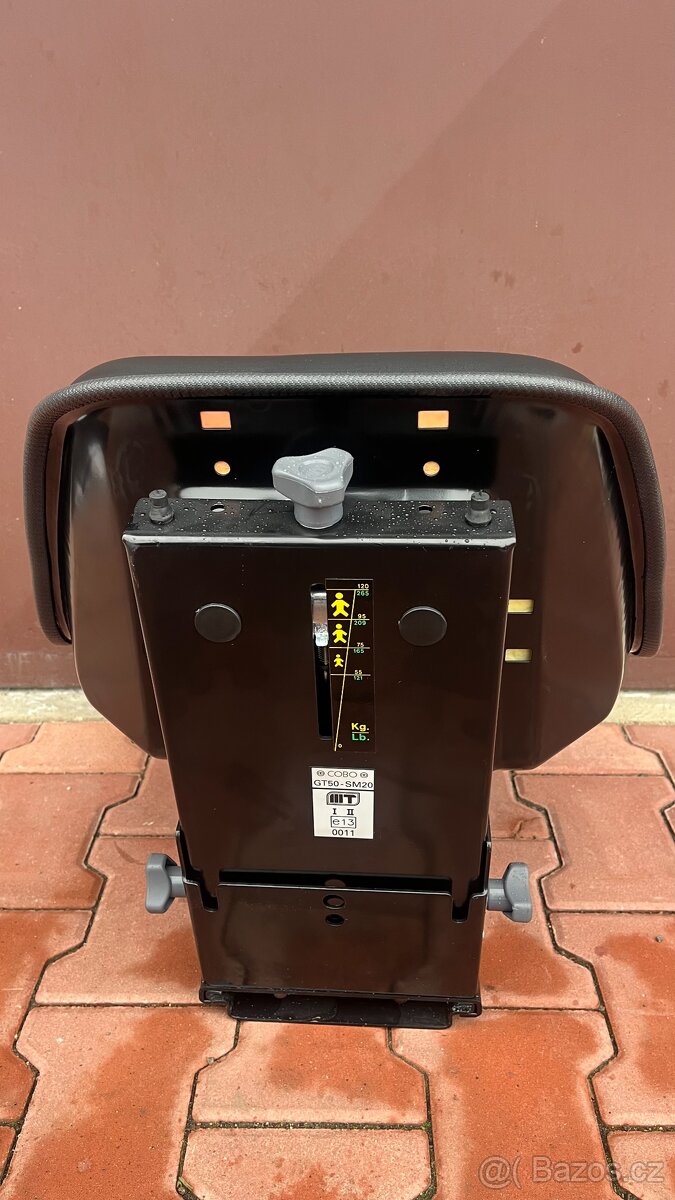 Traktorová sedačka COBO - 3