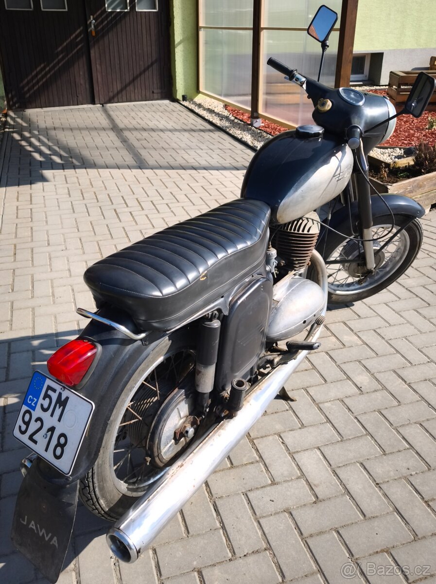 Jawa 250/559 - 3
