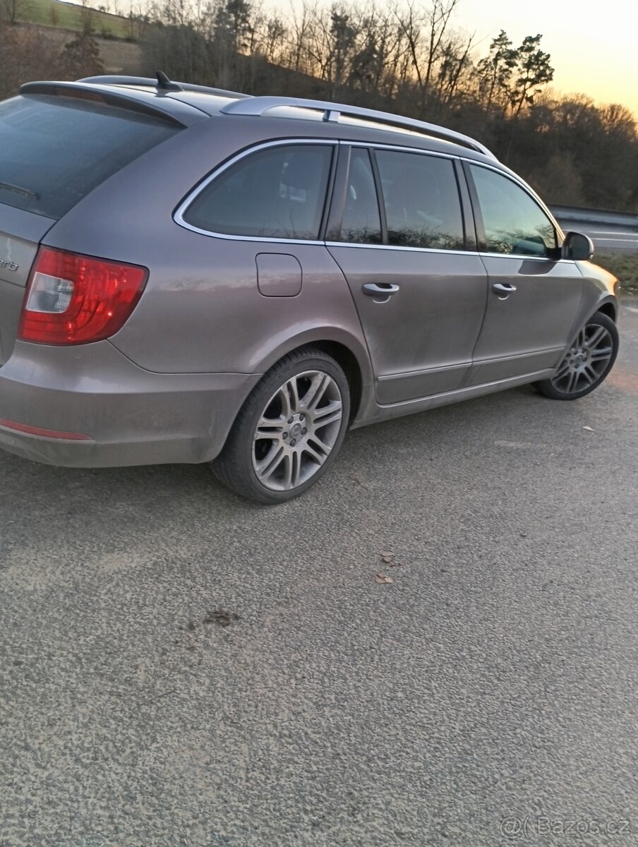 Škoda Superb combi - 3