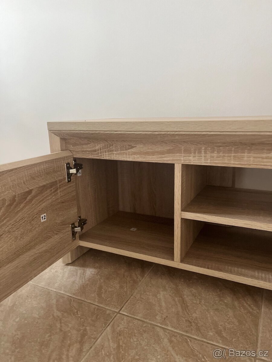 TV stolek HASLUND z Jysku - 3