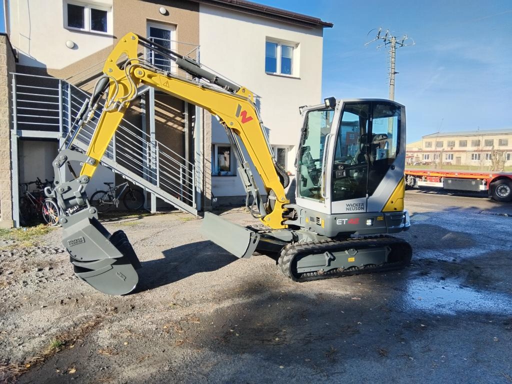 Minibagr Wacker Neuson ET42 - 3