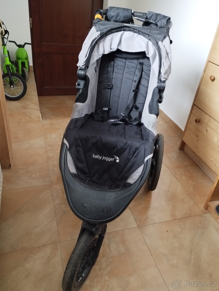 Baby Jogger Summit X3 - tříkolový kočár - 3