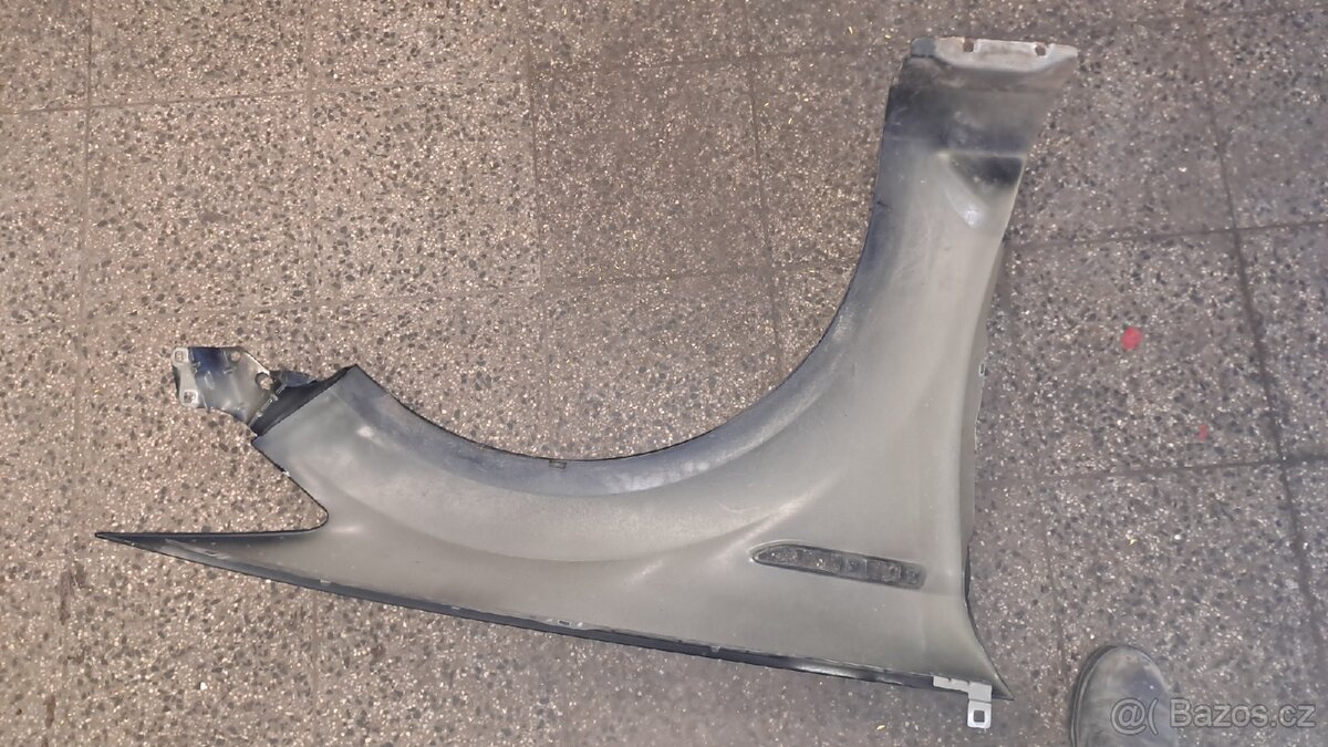 Prodám LP blatník Ford Mondeo 4 - 3