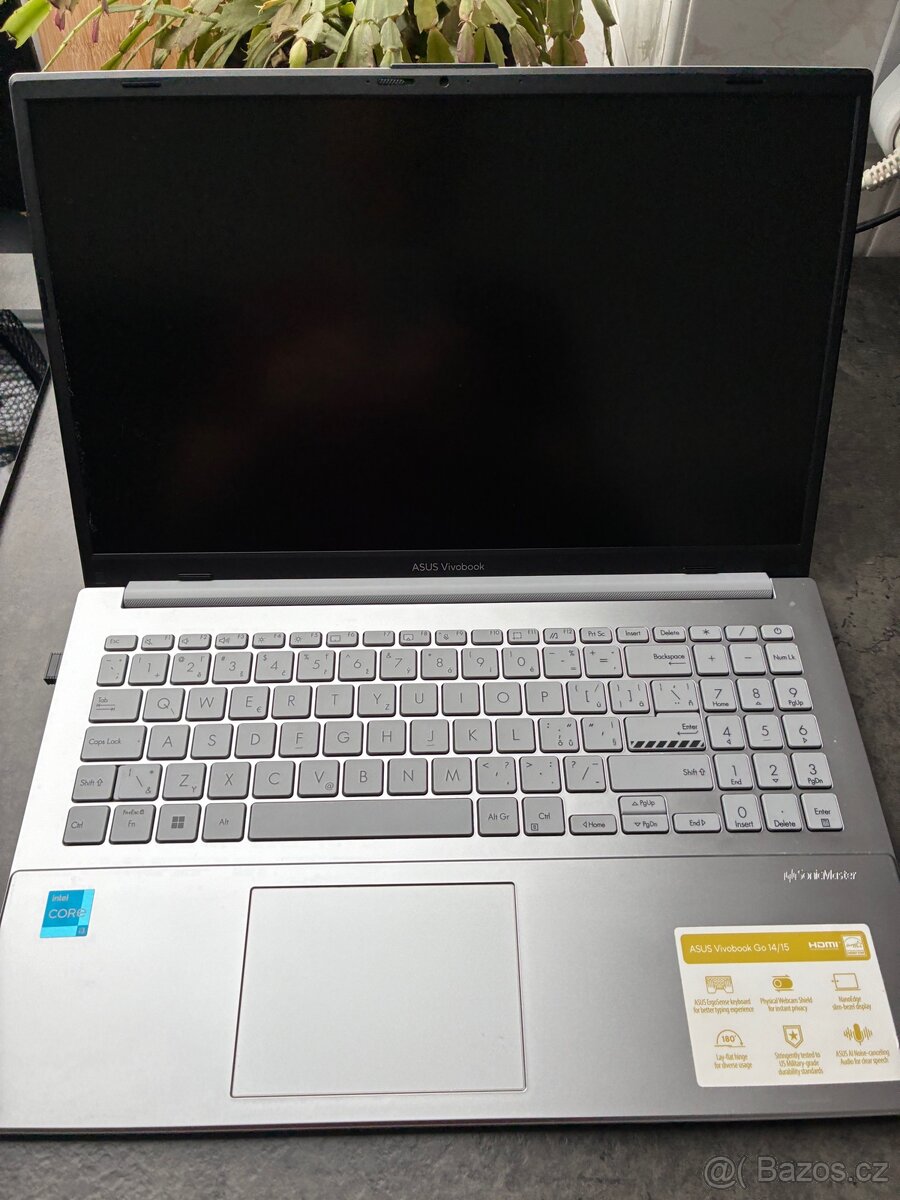 Notebook Asus Vivobook Go 15 (E1504GA-NJ257W) stříbrný - 3