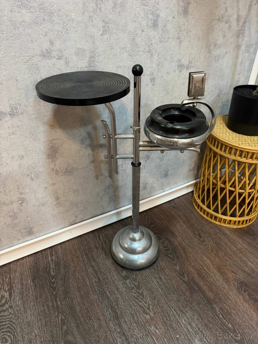 Funkcionalistický stojanový popelník (522006) - 3