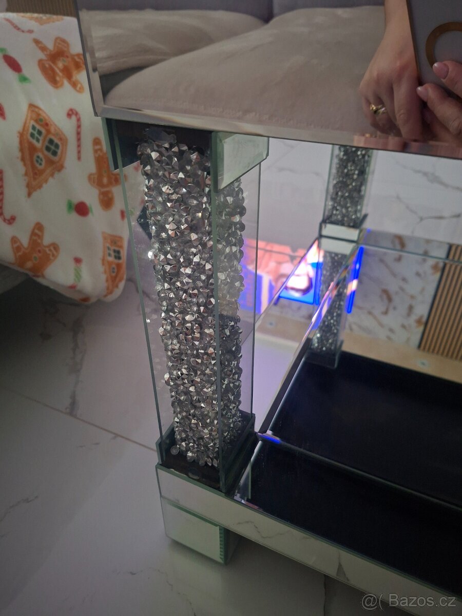 Konferenční stolek - 3