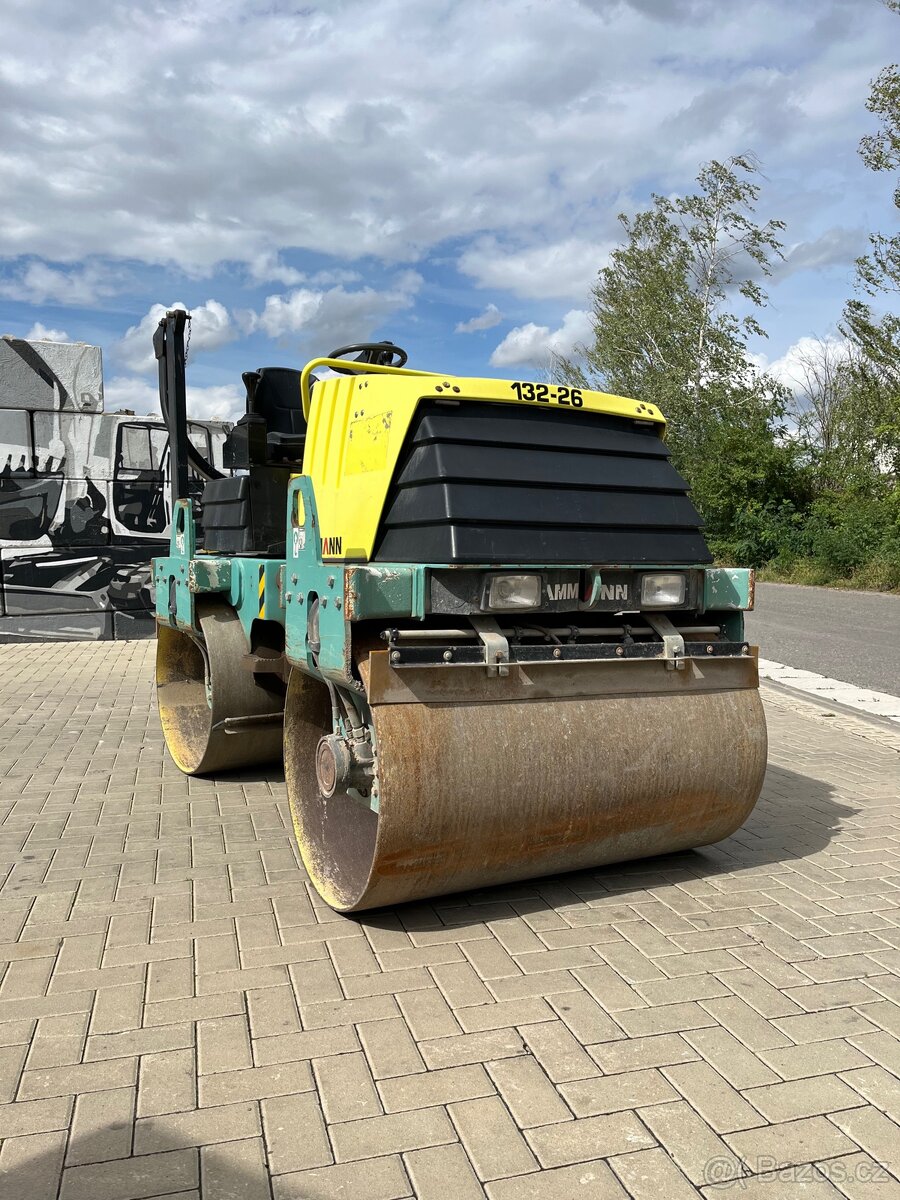 Vibrační válec AMMANN AV 26-2 - 3
